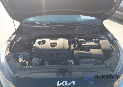 2023 Kia Forte Gt-Line z USA, uszkodzony, nr VIN 3KPF54AD7PE648151